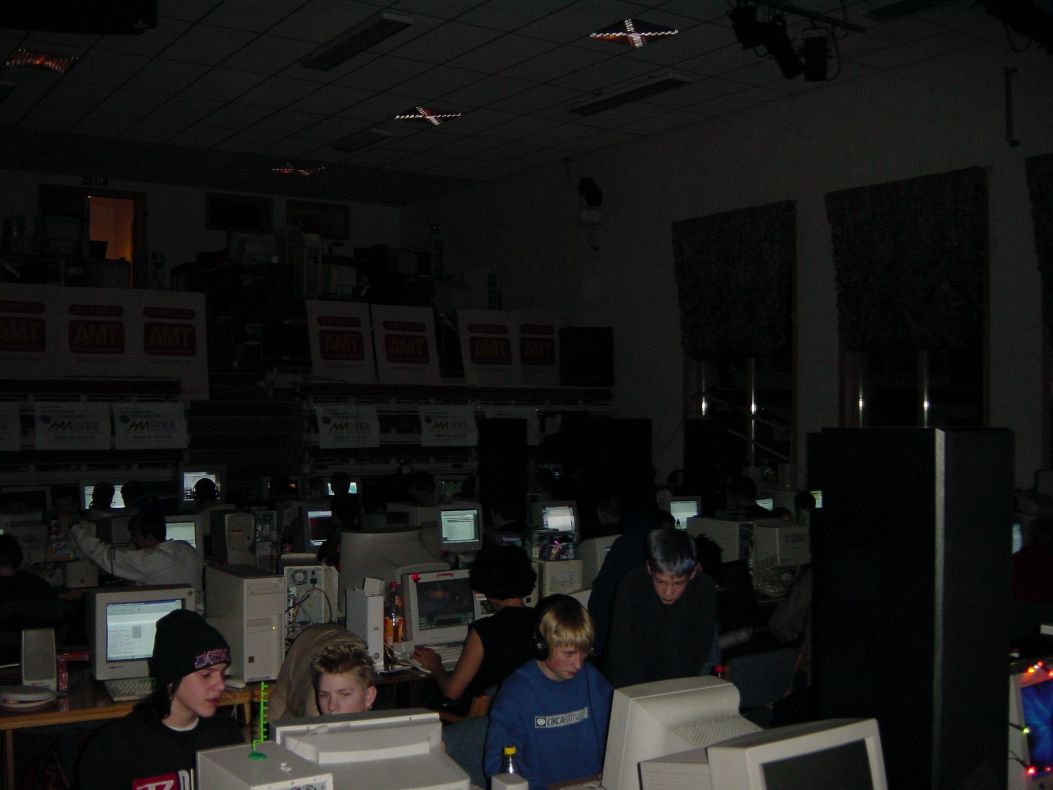 Area51-LAN 2001