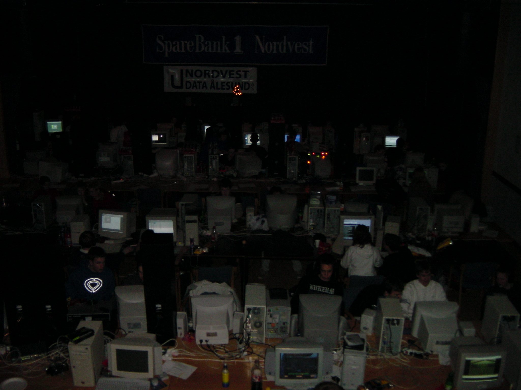Area51-LAN 2001