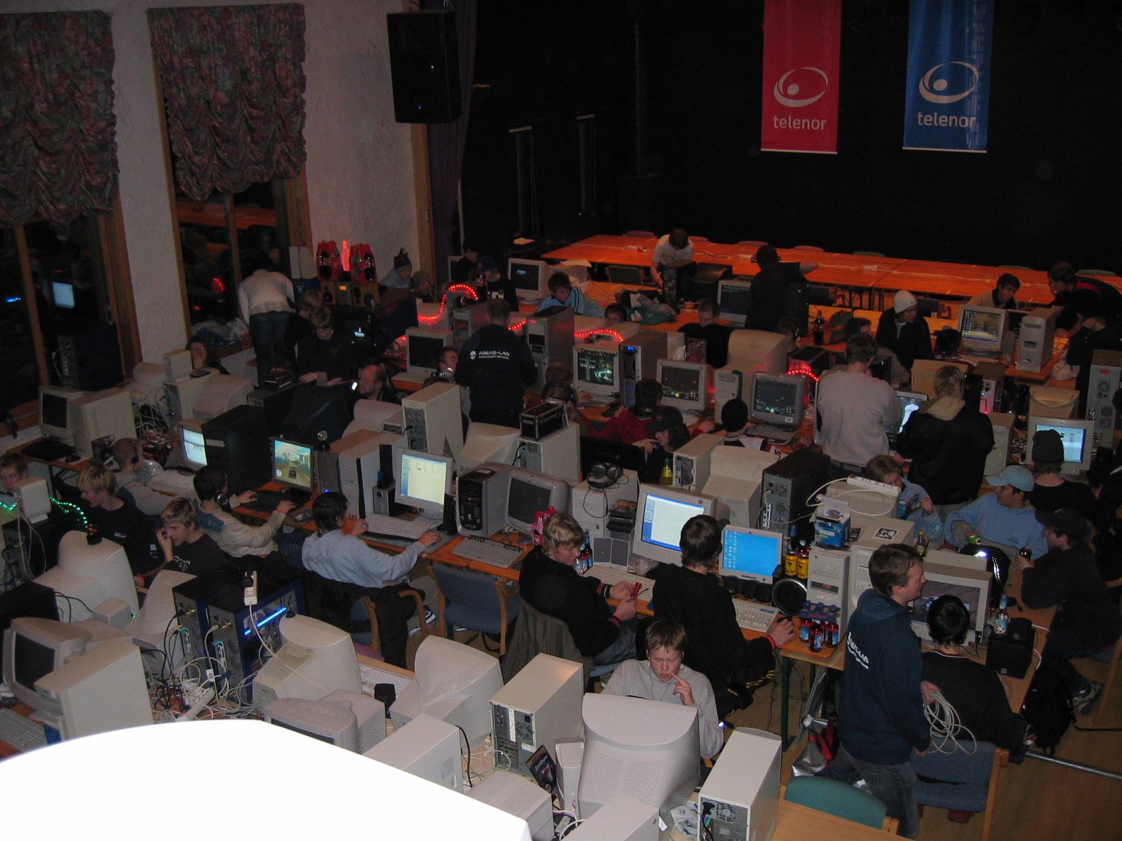 Area51-LAN 2003