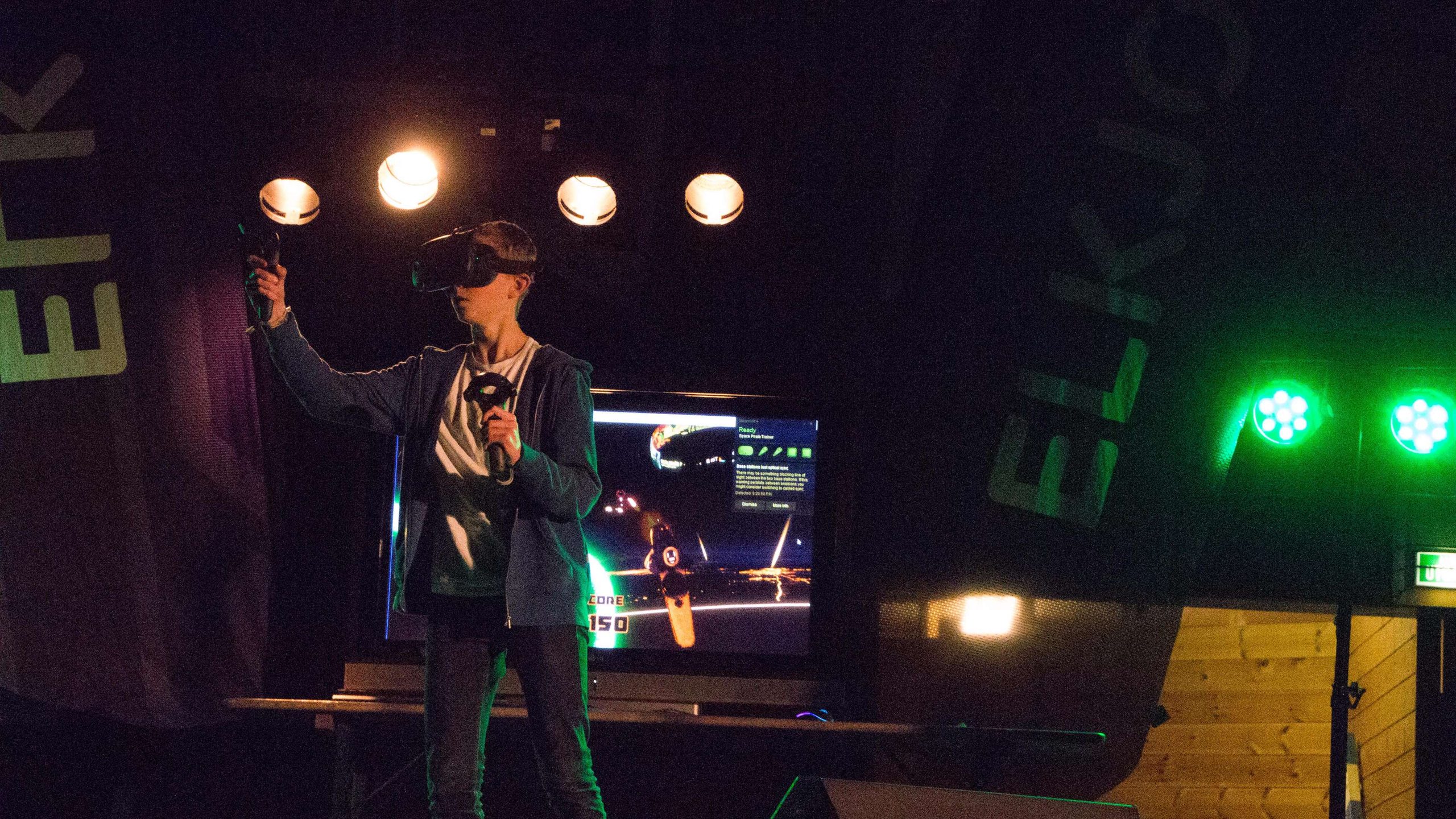 Area51-LAN 2016